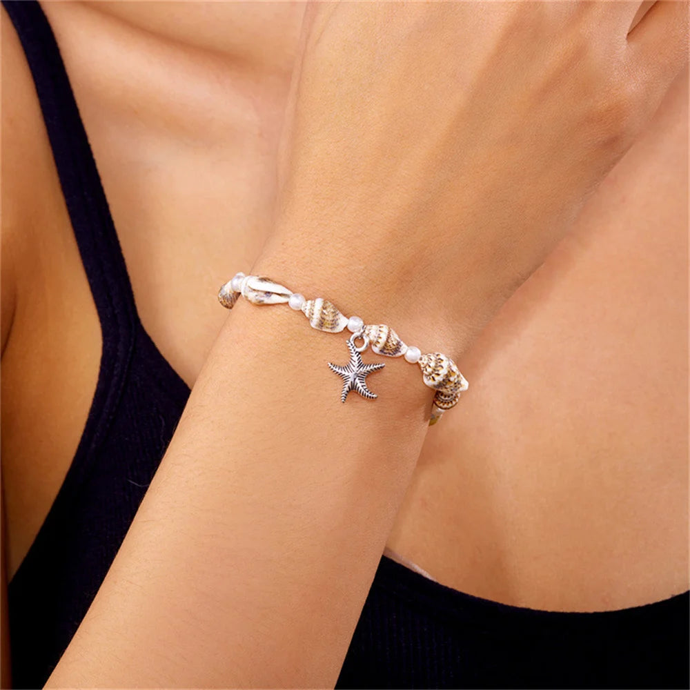 Dolphin, Starfish & Shell Pendant Bracelet – Conch Beads, Zinc Alloy, Adjustable | Summer Jewelry for Women - Floq & Raman
