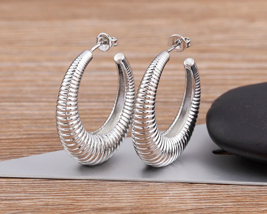 Top Quality 2 Colors Geometric Crescent Shape Adjustable Earrings Cubic Zirconia Women Retro Jewelry Classic Party Gift - Floq & Raman