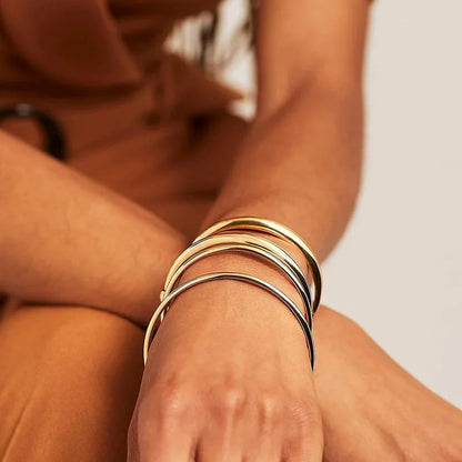 Stackable Stainless Steel Bangle Bracelet for Women, 3mm Round 18k Gold Plated Minimalist Jewelry Sister Best Friend Gift - Floq & Raman