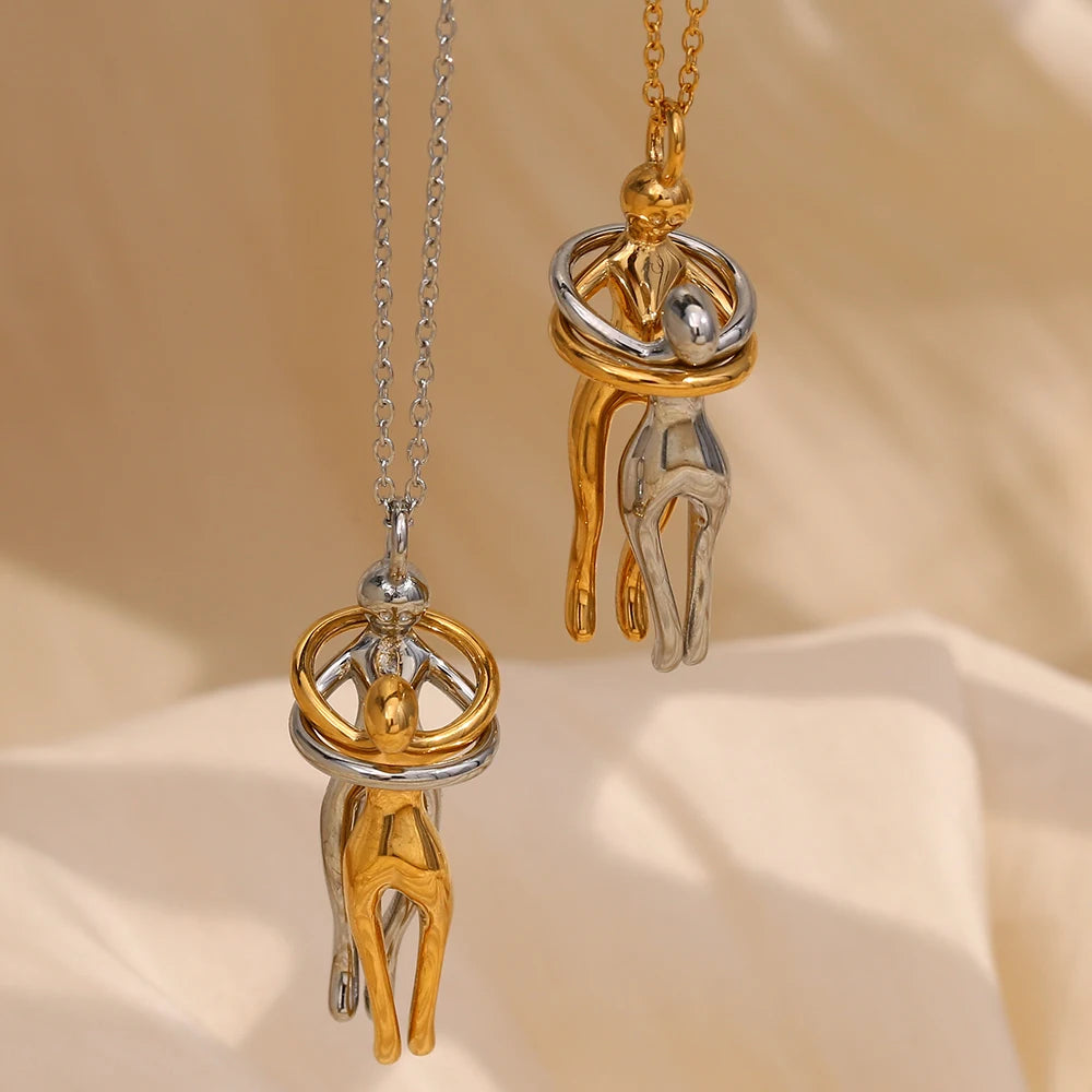 Mix Color Smooth Design People Hug Pendants Necklace Stainless Steel 18K Gold Fashion Jewelry For Lover Family Gift - Floq & Raman