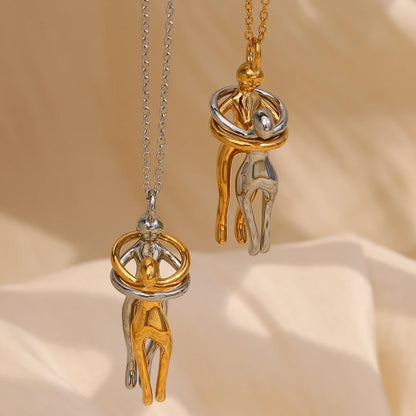 Mix Color Smooth Design People Hug Pendants Necklace Stainless Steel 18K Gold Fashion Jewelry For Lover Family Gift - Floq & Raman