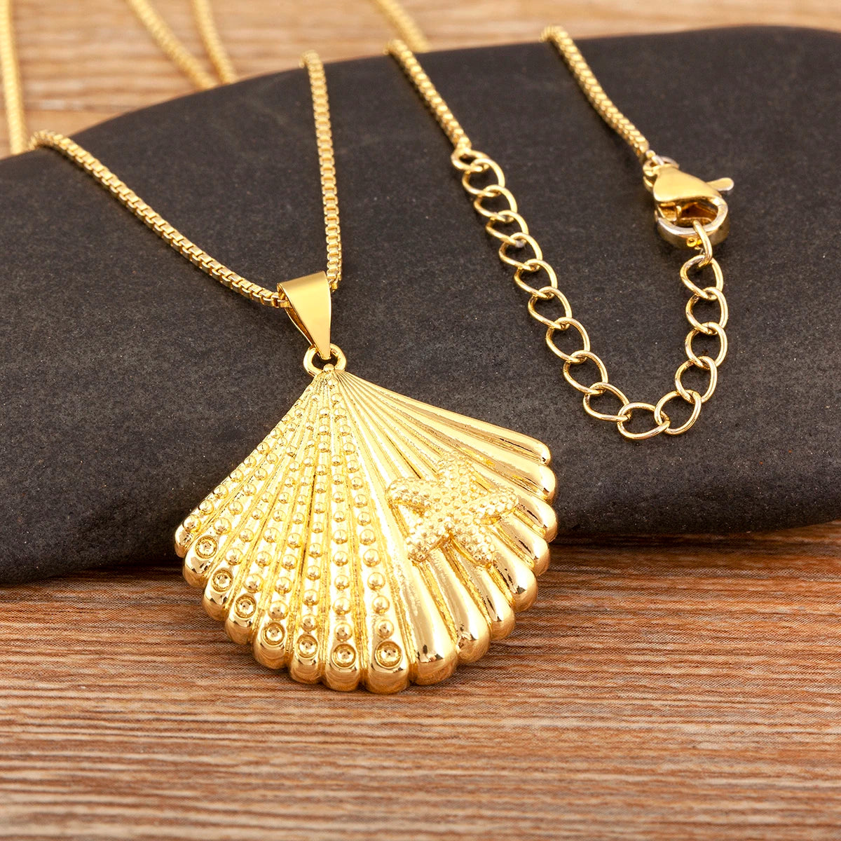 New Fashion Lucky Shell Shape Inlaid Pearl Crystal Zircon Pendant Necklace For Women Female 4 Styles Choice Jewelry Gifts - Floq & Raman