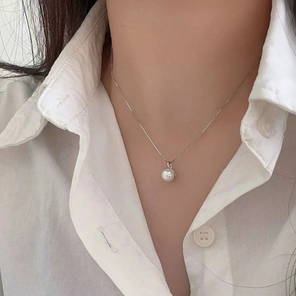 Pearl Pendant Necklaces for Women Temperament Clavicle Box Chain Choker 14K Gold Plated Jewelry - Floq & Raman