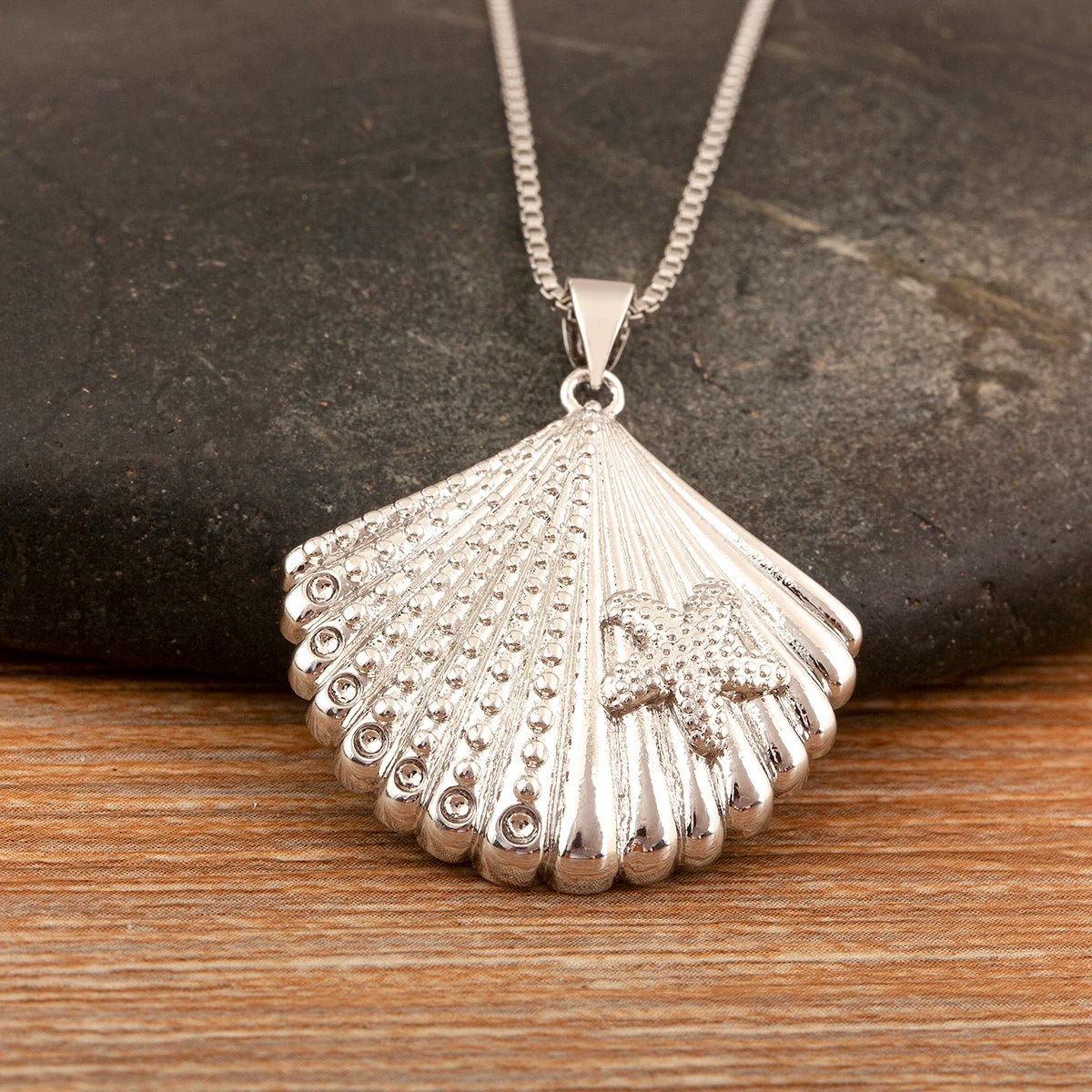 New Fashion Lucky Shell Shape Inlaid Pearl Crystal Zircon Pendant Necklace For Women Female 4 Styles Choice Jewelry Gifts - Floq & Raman