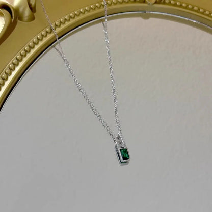 925 Sterling Silver Emerald Green Zircon Lock Shape Pendant Necklace Plating 18K Gold Fashion Simple Necklace for Women - Floq & Raman