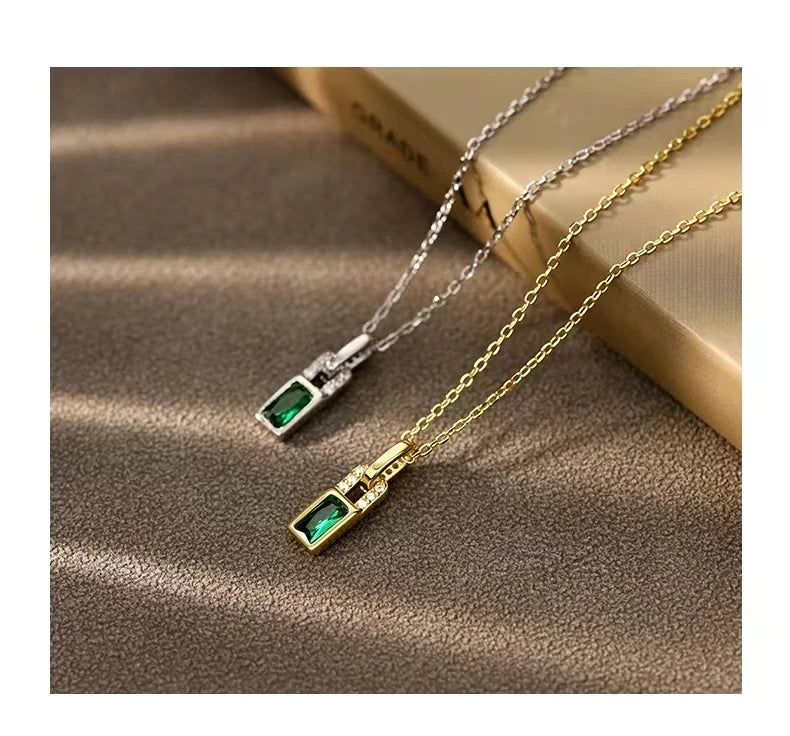 925 Sterling Silver Emerald Green Zircon Lock Shape Pendant Necklace Plating 18K Gold Fashion Simple Necklace for Women - Floq & Raman