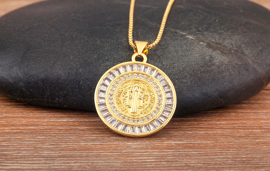 New Retro Oval/Round Shape Religious Style Zircon Flip Pendant Necklace For Female Male Lovers Photos Jewelry Accessories - Floq & Raman