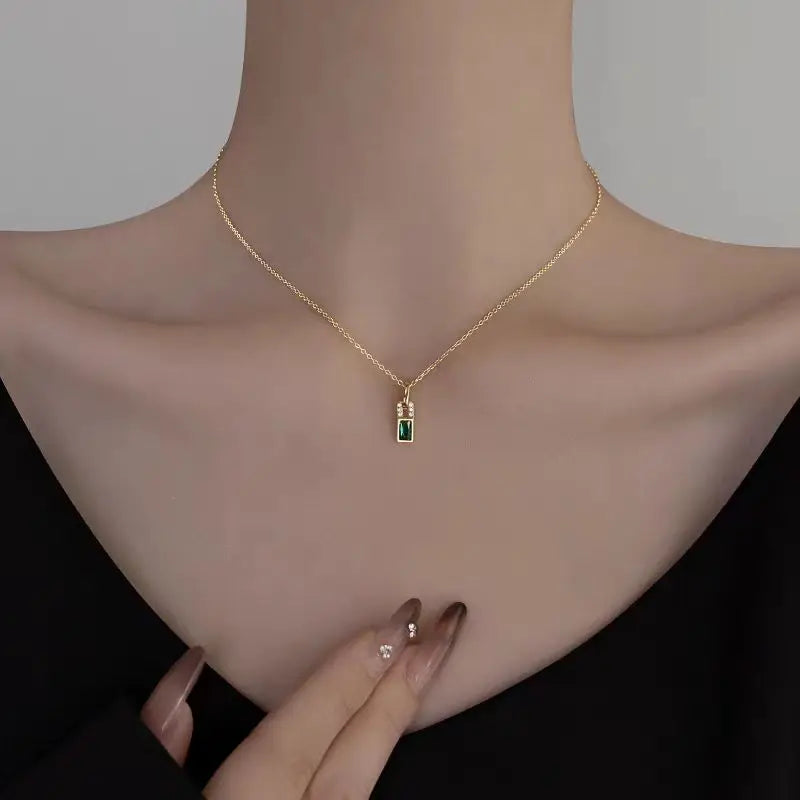 925 Sterling Silver Emerald Green Zircon Lock Shape Pendant Necklace Plating 18K Gold Fashion Simple Necklace for Women - Floq & Raman