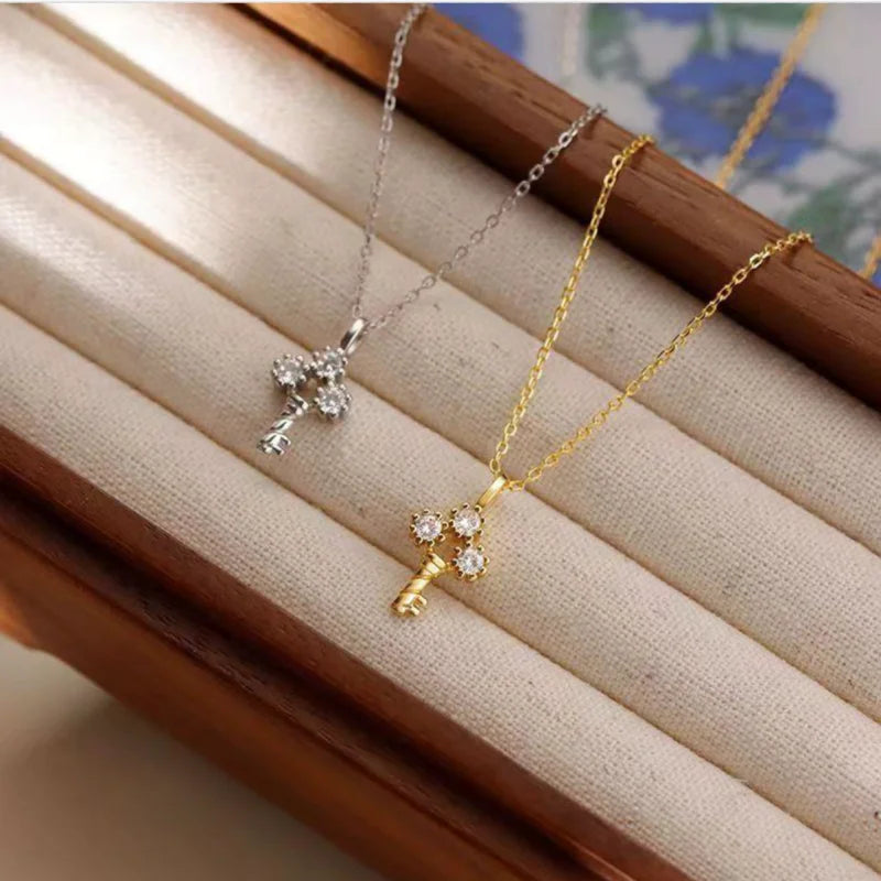 100% S925 Sterling Silver Plating 14K Gold Necklace for Women Zircon Key light luxury Mini Clavicle Chain - Floq & Raman