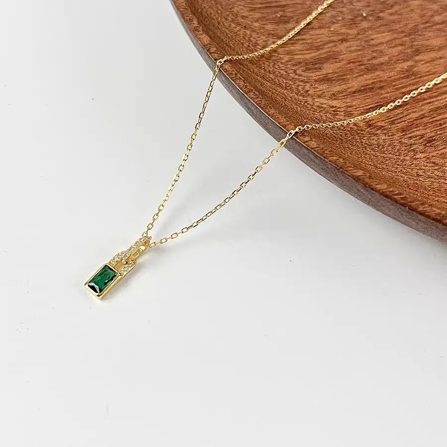 925 Sterling Silver Emerald Green Zircon Lock Shape Pendant Necklace Plating 18K Gold Fashion Simple Necklace for Women - Floq & Raman